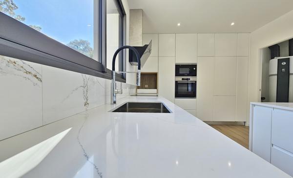 BASTELICACCIA Superbe villa récente Ajaccio (20000)