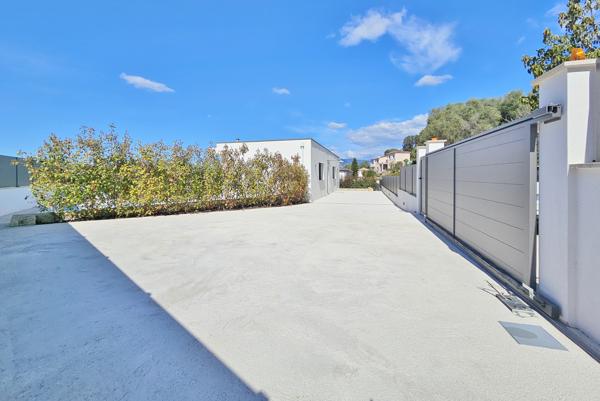 BASTELICACCIA Superbe villa récente Ajaccio (20000)