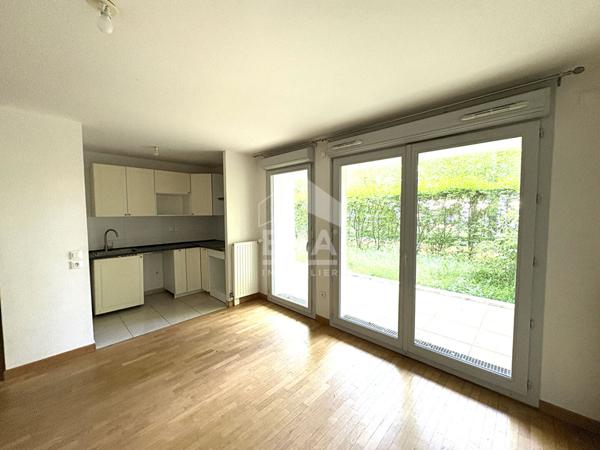 Rare à Guyancourt, 3P de 67 m² en rez-de-jardin, Jardin 99 m² , Terrasse , 2 Parkings