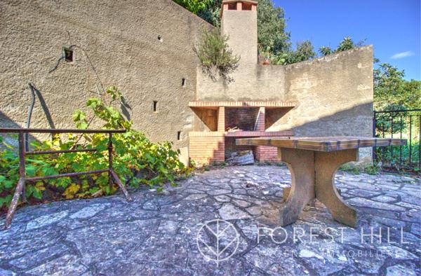 Arles-sur-Tech (66150) Maison 4 faces – fort potentiel, grand garage et terrain