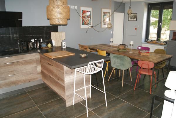 Tignieu-Jameyzieu (38230) MAISON T6 170 m2 TERRAIN 500 m2