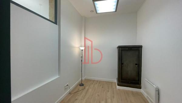 Bureau de 82 m² à louer à Bordeaux Triangle D'or