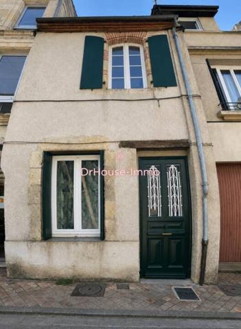 Immeuble à vendre 4 pièces de 160 m²