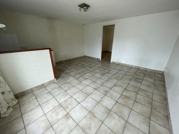 Appartement Poitiers – 2 pièces – 33.53 m2