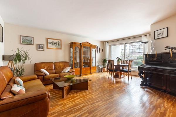 Appartement Courbevoie 4 pièce(s) 96.15 m2