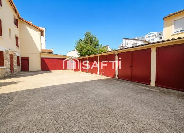 Maison de 243m2  avec 8 boxes à vendre sur Alfortville