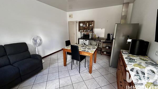 Maison à vendre 14 pièces 276 m² Le Tampon