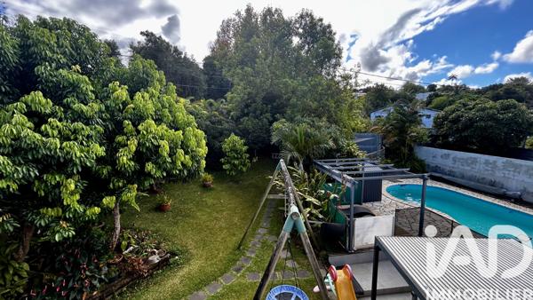 Maison à vendre 14 pièces 276 m² Le Tampon