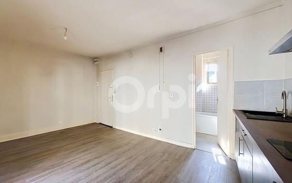 Appartement à louer    1 pièce • 20,74 m2 Brive-la-Gaillarde