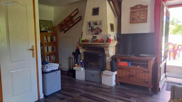 Maison à vendre à Saint-Jacques-des-Blats dans le Cantal (15800), ref : MG/2394