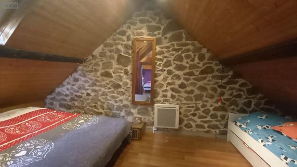 Maison à vendre à Saint-Jacques-des-Blats dans le Cantal (15800), ref : MG/2394