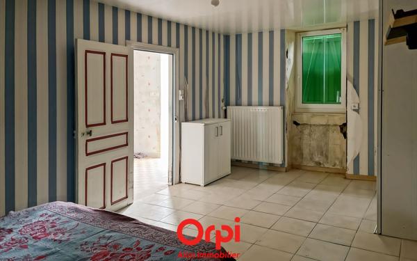 Maison à vendre    4 pièces •  Voussac