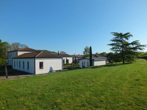 Propriété à vendre 17 pièces proche de SEMUR EN AUXOIS (21)