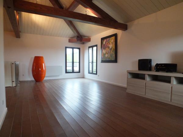 Propriété à vendre 17 pièces proche de SEMUR EN AUXOIS (21)