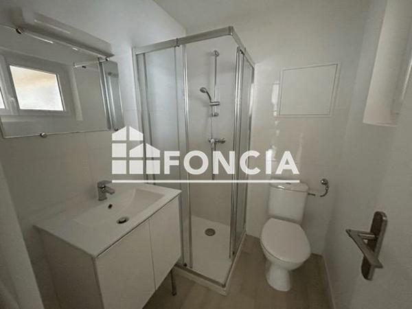 Location Maison 3 pièces 103.63 m² - 12 RUE DU VIEUX PALAIS Chatellerault 86100