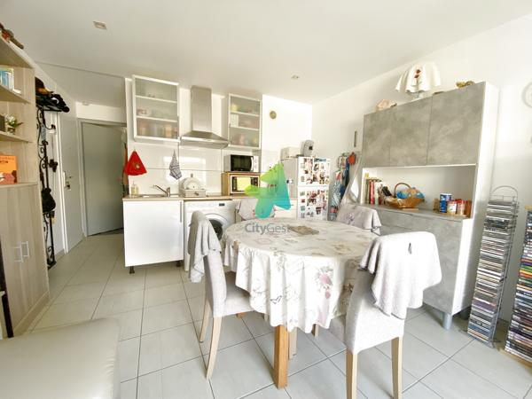 Appartement rénové au centre de Canet-Plage