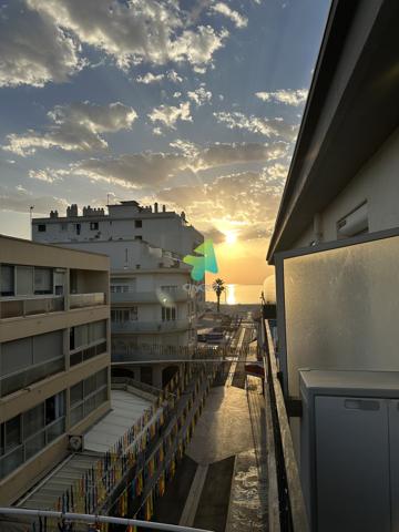 Appartement rénové au centre de Canet-Plage