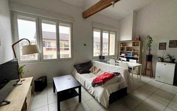 Appartement à louer    2 pièces • 62 m2 Saint-Étienne