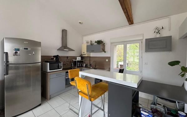 Appartement à louer    2 pièces • 62 m2 Saint-Étienne