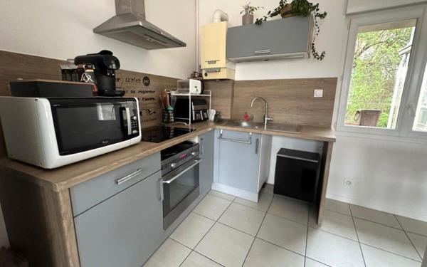 Appartement à louer    2 pièces • 62 m2 Saint-Étienne