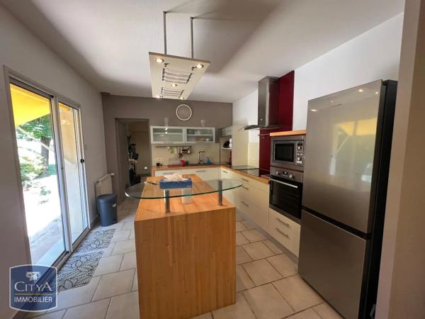 Maison à louer 4 pièces 119.42m² Angoulême (16000)