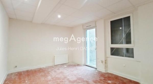 Appartement à JOIGNY, 89300 - 1 pièce 36m²