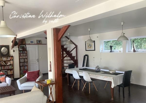 Daux centre du village maison de 215 m2