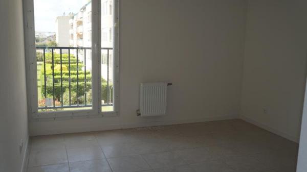 À vendre loué : Appartement 3 pièces à Décines-Charpieu - Réf. 5034