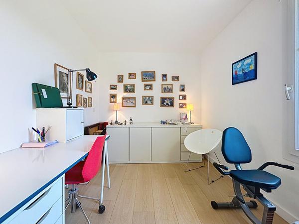 A louer Meublé , Marcq En Baroeul Saint Vincent , splendide Appartement meublé de 130 m2, 3 chambres, 2 salles de bains, terrasses, double parking, cave Marcq en baroeul