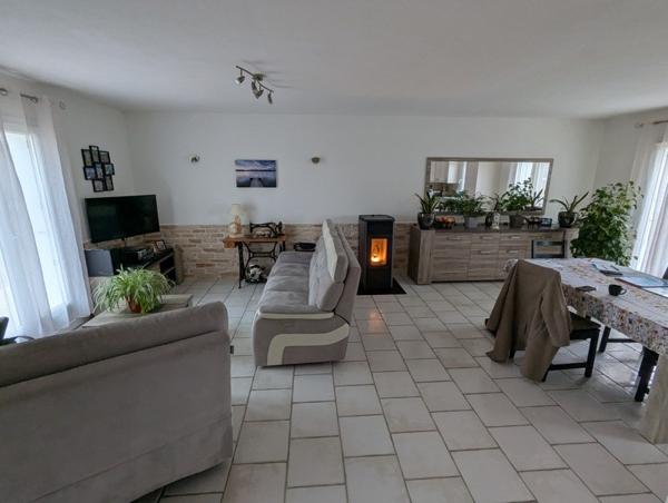 Maison à vendre |  Cinq-Mars-la-Pile |  7 pièces | 101 m²