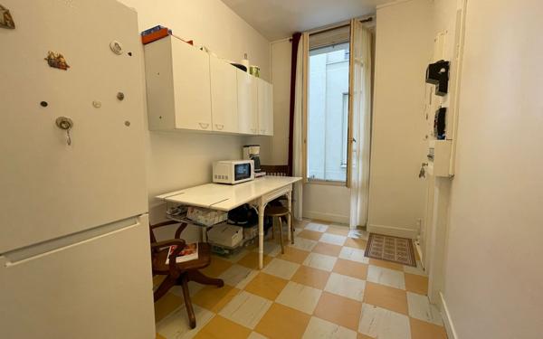 Appartement à vendre    1 pièce • 26 m2 Paris 20