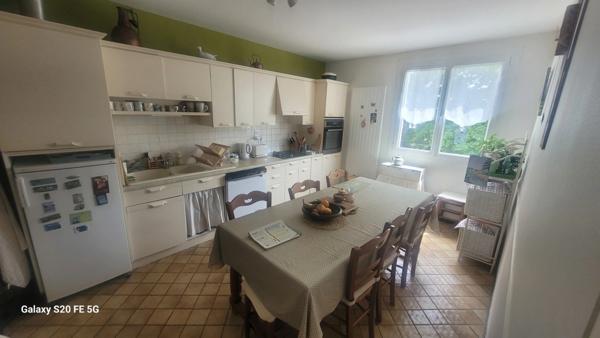 Quartier Coty (Tours Nord), charmant appartement Duplex de 100 m² avec parking et cave