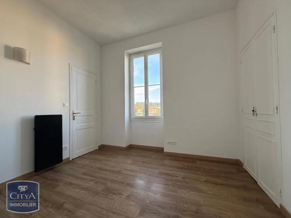 Appartement à louer 2 pièces 35.3m² Sanary-sur-Mer (83110)
