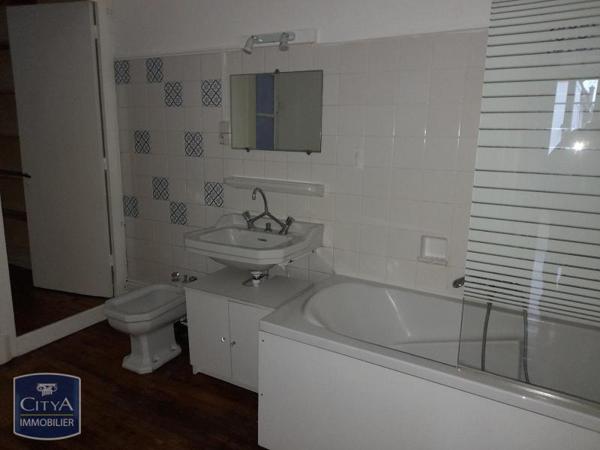 Location appartement 5 pièces de 124.88m²