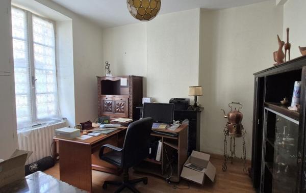 Vente Maison Avec véranda - cour et grenier à rafraîchir Homps   