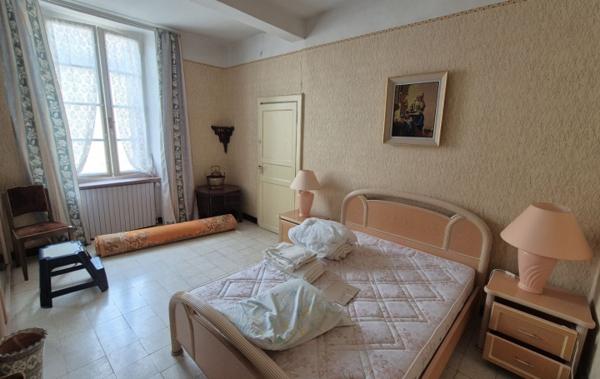 Vente Maison Avec véranda - cour et grenier à rafraîchir Homps   