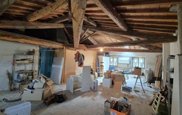 Vente Maison Avec véranda - cour et grenier à rafraîchir Homps   