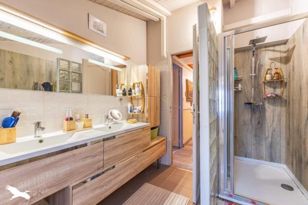Maison à vendre 442 260 € La Roche-sur-Yon 5 p 154 m² DPE C