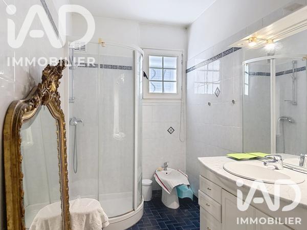 Maison à vendre 6 pièces 123 m² Château-Renard