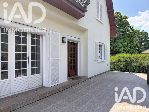 Maison à vendre 6 pièces 123 m² Château-Renard