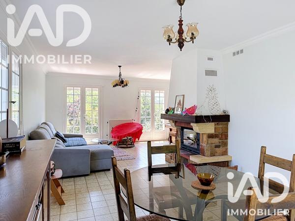Maison à vendre 6 pièces 123 m² Château-Renard