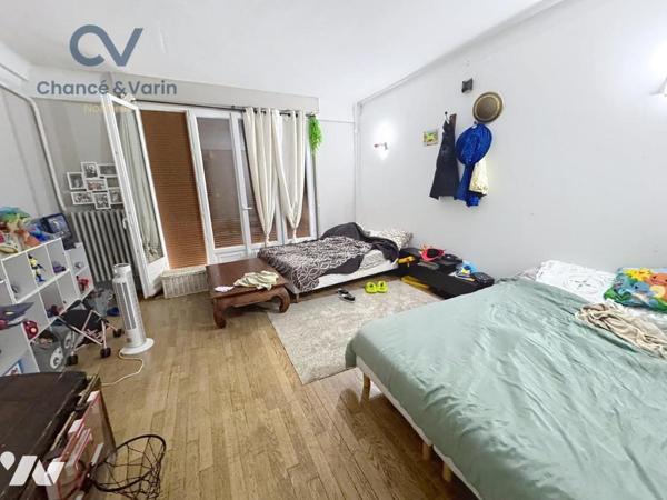 LISIEUX Gare Appartement de 106m², situé au 3ème étage Vendu LOUÉ