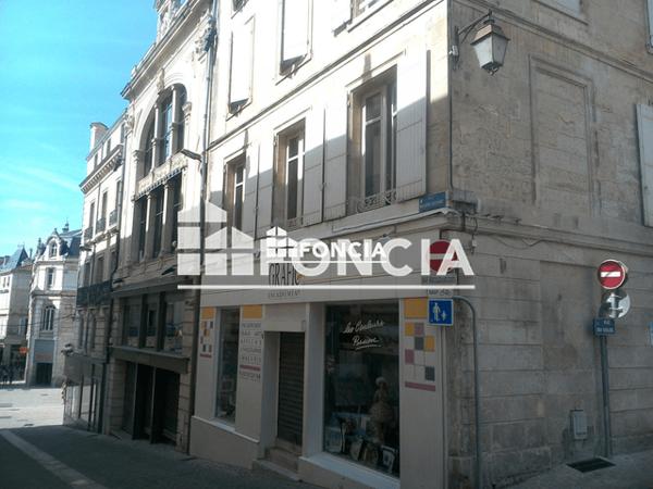 Location Appartement meublé 2 pièces 54.49 m² - 3e ETAGE - PORTE 3 Niort 79000