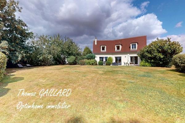 Maison contemporaine Le Neubourg - 7 pièces - 188 m2 hab -1302 m2 de terrain