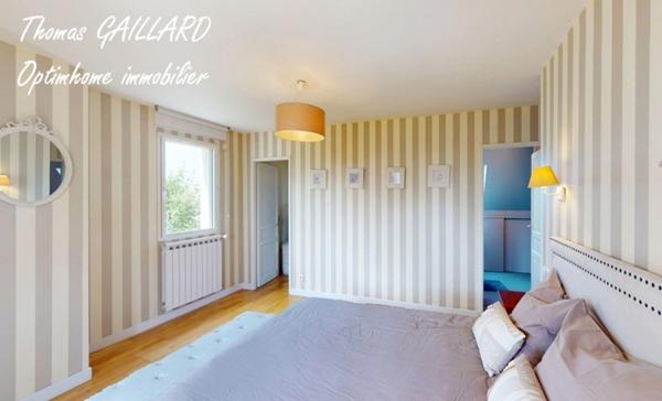 Maison contemporaine Le Neubourg - 7 pièces - 188 m2 hab -1302 m2 de terrain