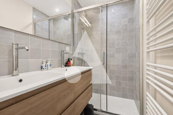 Appartement 5 pièces 118.31 m2