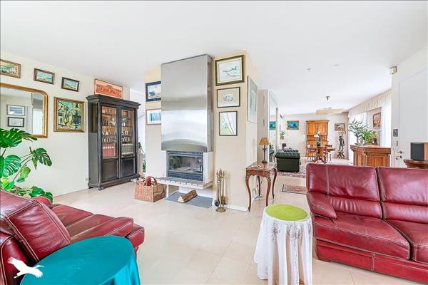 Maison à vendre |  Mérignac |  5 pièces | 185 m²