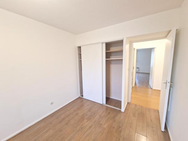 Lyon (69007) T3 complètement rafraichi + cave et garage + balcon - DISPONIBLE !