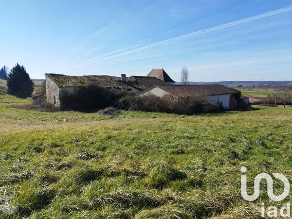 Ferme 6 pièces de 600 m² à Saussignac (24240)