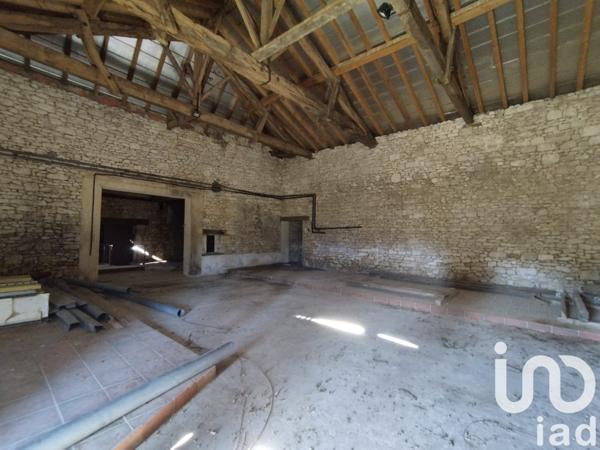 Ferme 6 pièces de 600 m² à Saussignac (24240)